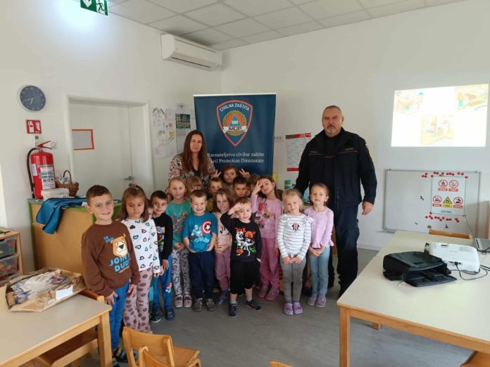 53114fc0-f955-4c1b-885e-1f85fac6c1c2